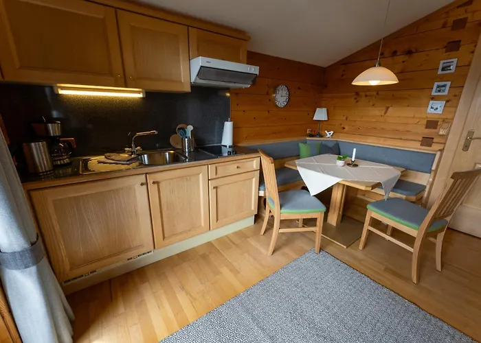 Der Zirbenhof بيت ضيافة 3*